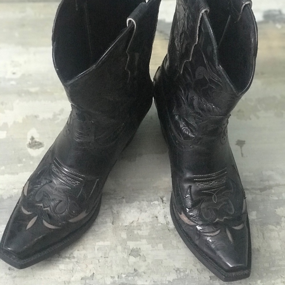 Ariat-Dahlia Western Boot size 9.5 women’s